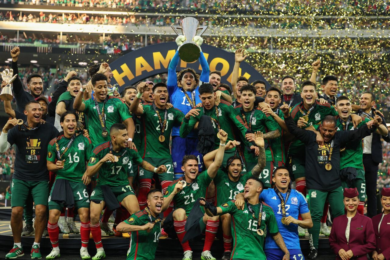 جام طلایی در دستان آزتک‌ها؛ نهمین قهرمانی مکزیک با برتری مقابل پاناما