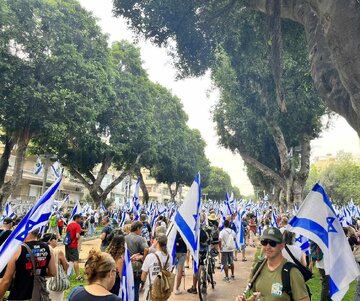 شروع پیاده‌روی معترضان از تل‌آویو تا قدس اشغالی/ پزشکان اعتصاب کردند