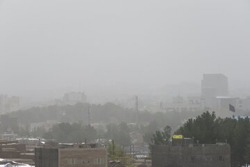 خیزش گرد و غبار در تهران