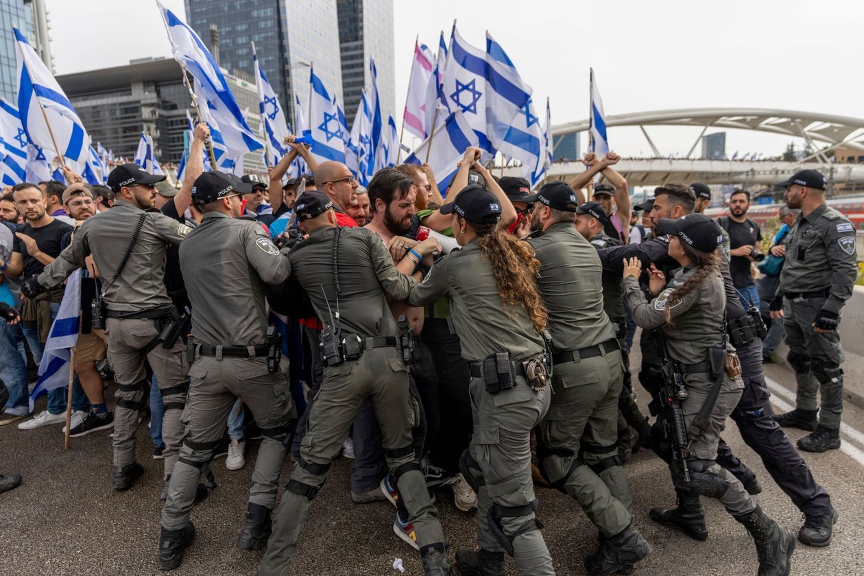 以色列警察在周六晚示威期间逮捕了 18 名犹太复国主义者