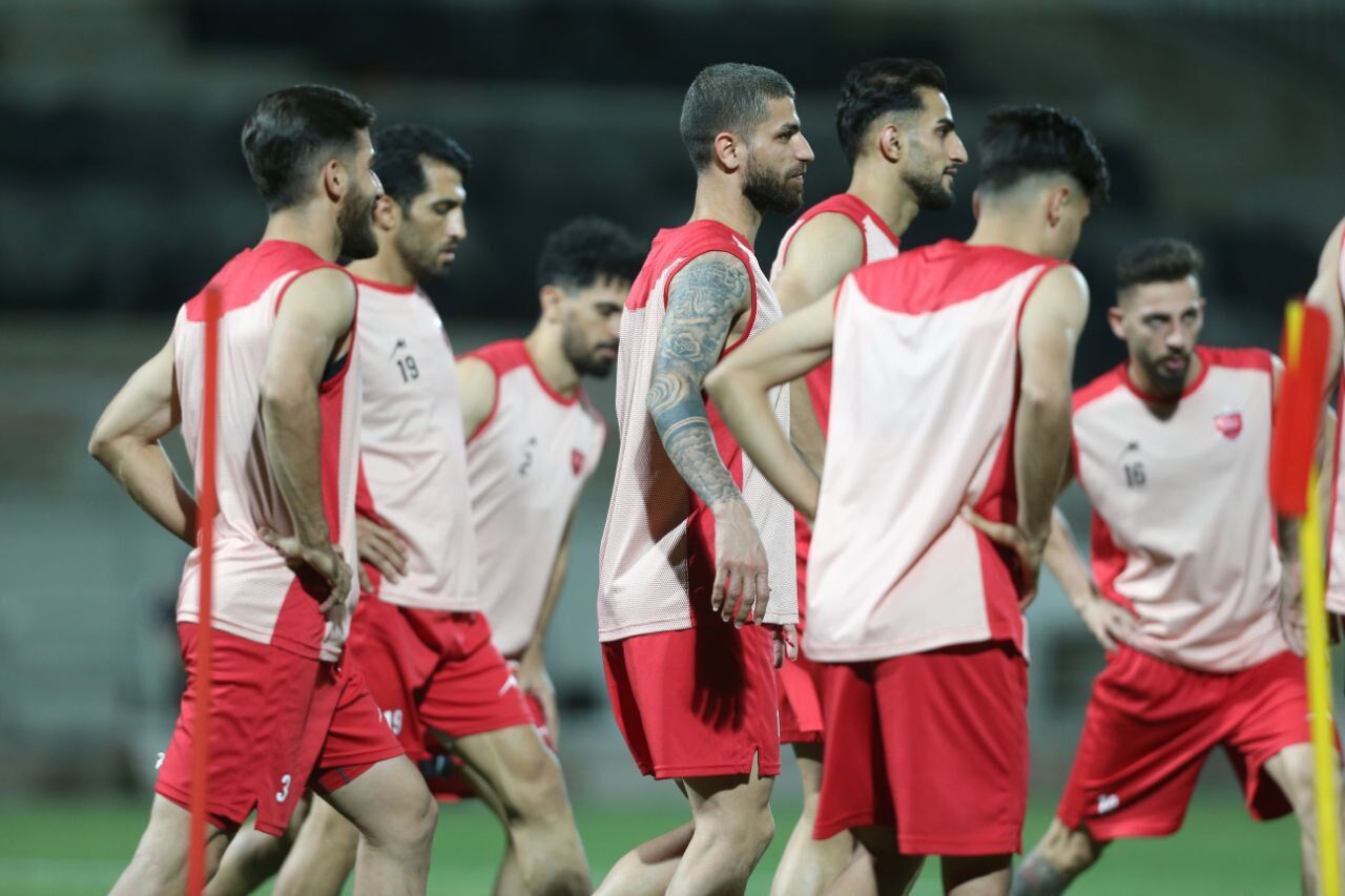 پرسپولیس برای شروع لیگ یک مصدوم دارد