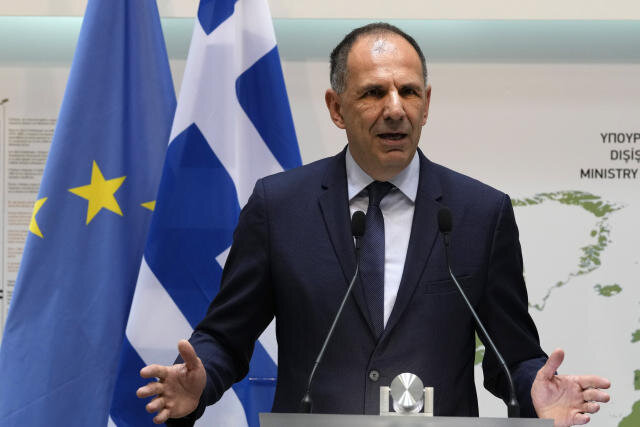 ماموریت وزیر خارجه یونان برای بهبود روابط با ترکیه