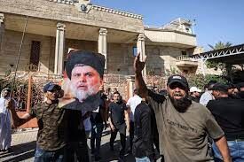 Schwedische Botschaft in Bagdad von Anhängern der Sadr-Bewegung in Brand gesteckt