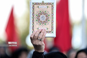علما اقتدار جهان اسلام را به دولتمردان سوئد نشان دهند