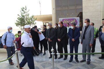آیین استقبال از زائران حج تمتع استان‌های همدان و کردستان