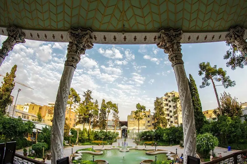 عمارت شاپوری شیراز، تلفیقی از معماری اروپایی و ایرانی