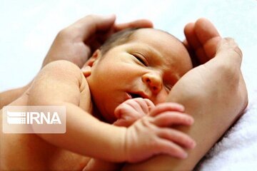 نخستین نوزاد مورد حمایت مرکز پیشگیری از سقط "نفس" در لرستان متولد شد