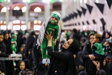 Gathering of mothers with their babies in 3rd day of Moharram