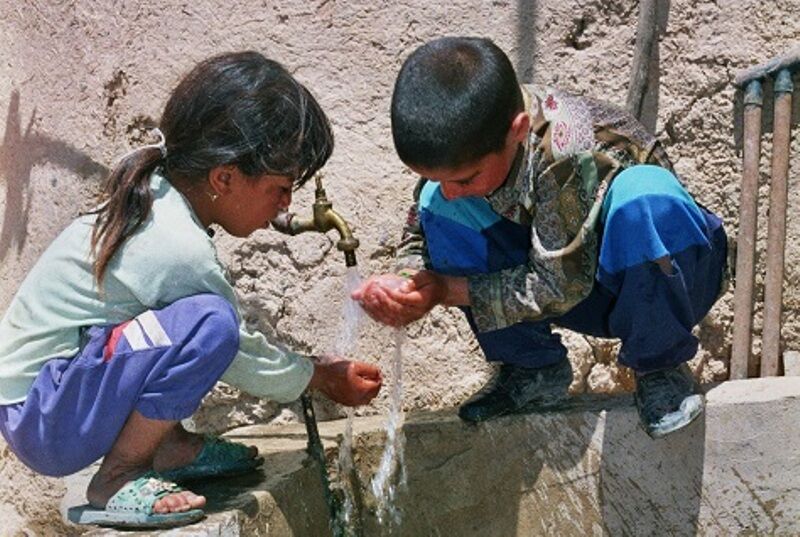 امام جمعه: تلاش دولت برای جبران کمبود آب شرب مردم تربت حیدریه ستودنی است