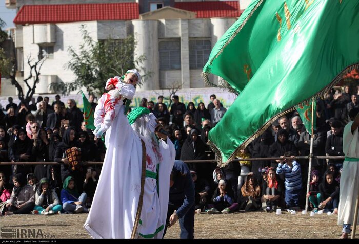 تعزیه خوانی و علم گردانی سنت‌ عزای حسین در آذربایجان غربی