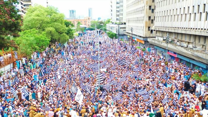 جهان اسلام یکپارچه علیه قرآن سوزی در سوئد و دانمارک