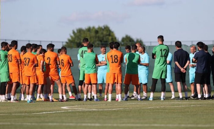 چرا فوتبال ایران کمپ تمرینی استاندارد ندارد؟ «وقتی پولهای نجومی در چاه ریخته میشود»