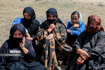 Nomads in northwest Iran mourn for Imam Hossein (AS)