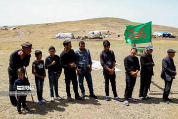 Nomads in northwest Iran mourn for Imam Hossein (AS)