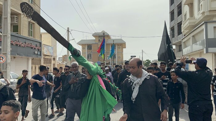 آیین دیرینه و خاص عزاداری سالار شهیدان در روستای حمیری قشم برگزار شد