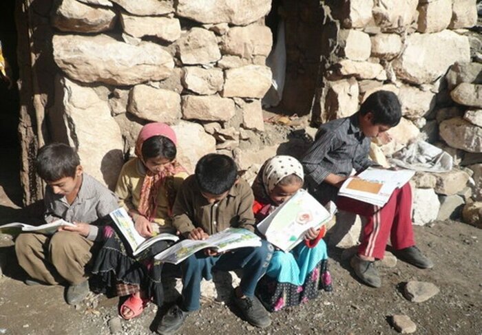 ۲۲۱۵ مدرسه سنگی در کشور شناسایی شده است