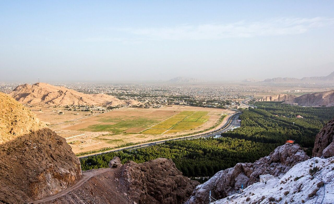 تاریک‌روشن بام کرمان و یک آیینه عبرت