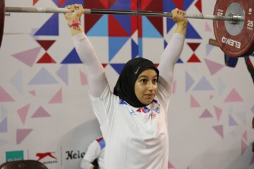 وزنه‌برداری قهرمانی آسیا؛ ارتقا رکورد دختران ایرانی در گزینشی المپیک