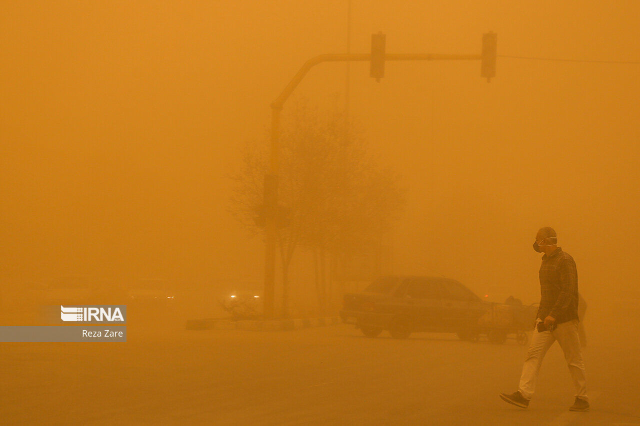 سمنان یکی از پنج استان مشمول هشدار خسارت ناشی از تندباد و غبارآلودگی است
