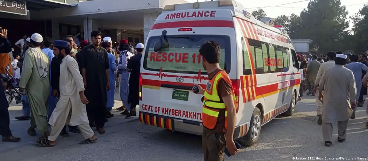 شمار کشته‌شدگان حمله تروریستی در پاکستان به ۶۳ نفر رسید