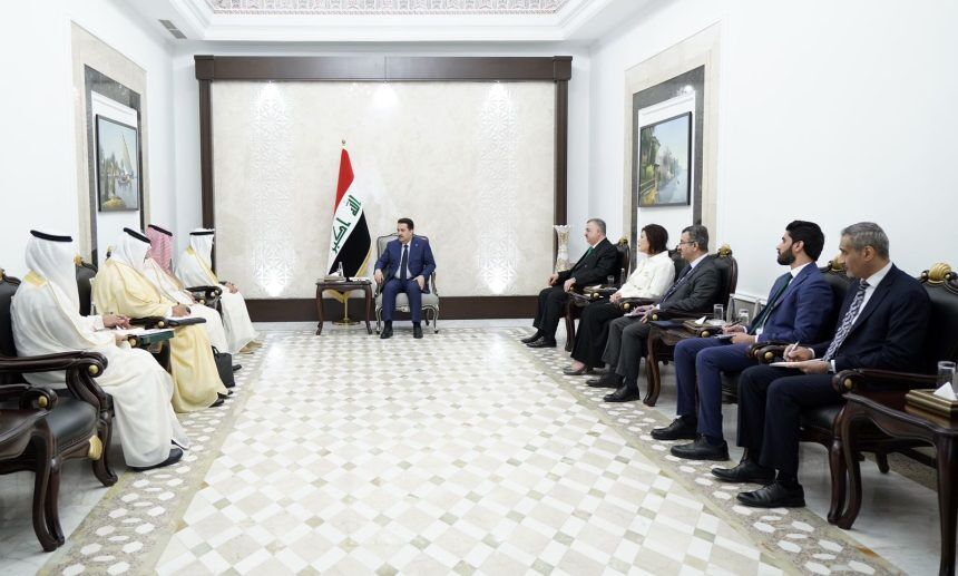 گفت‌وگوی نخست وزیر عراق با دبیرکل شورای همکاری خلیج فارس