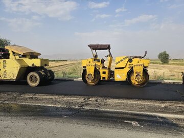 اصلاح آسفالت ۱۳۸ کیلومتر از محورهای شریانی استان بوشهر