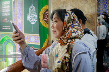 Tourists take part in mourning rituals in Yazd