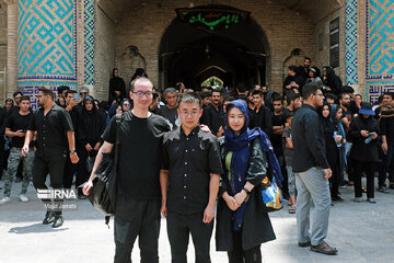 Tourists take part in mourning rituals in Yazd