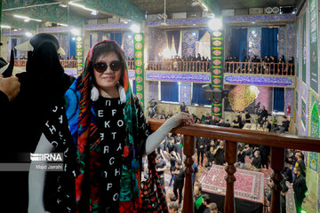 Tourists take part in mourning rituals in Yazd