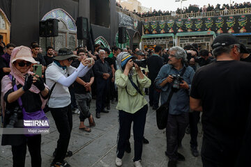 Tourists take part in mourning rituals in Yazd