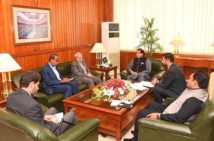 تہران اسلام آباد تجارتی تعاون کو مزید مضبوط بنایا جائے، راجہ پرویز اشرف