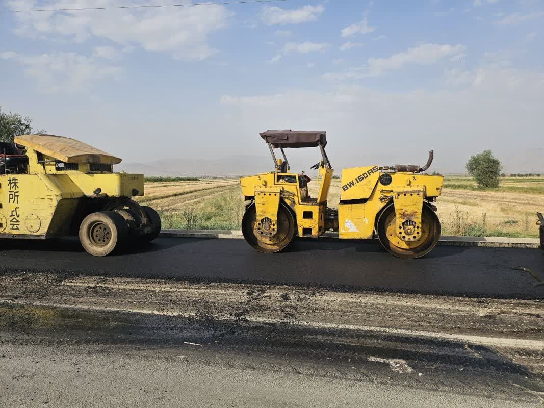 روزانه سه هزار تن عملیات آسفالت‌ریزی در جاده‌های استان اردبیل انجام می‌شود
