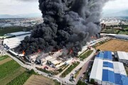 کنترل آتش سوزی گسترده در یک ناحیه صنعتی ترکیه/ ۱۰ کارخانه طعمه حریق شد