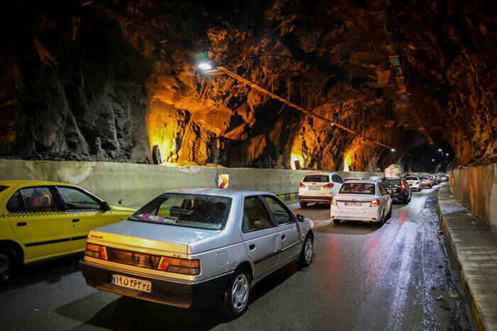 تداوم ورود مسافران به مازندران و ترافیک سنگین‌شبانه در جاده‌های شمالی کشور