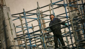 حکایت بلندمرتبه‌های تراژدی‌ساز کلانشهر/۴۰ سازه ناایمن مانند پلاسکو در دل شیراز