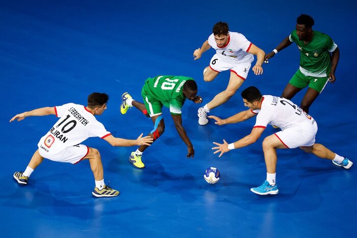 پیشکسوت هندبال: نوجوانان ایران با کامبک رویایی در جهان تاریخساز شدند