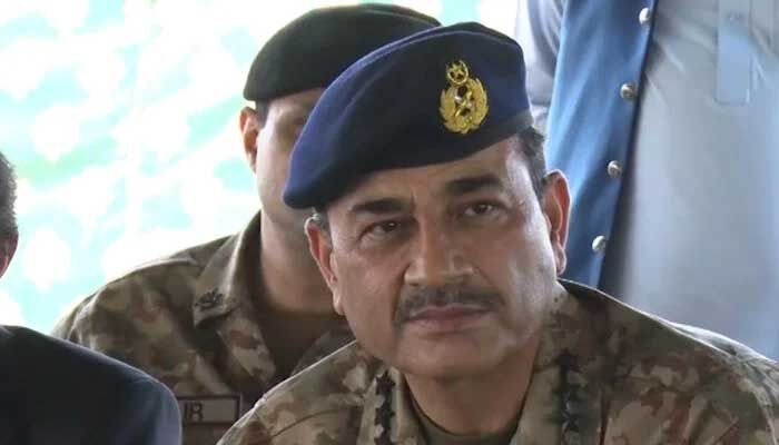 فرمانده ارتش پاکستان، طالبان افغانستان را به نقض پیمان دوحه متهم کرد