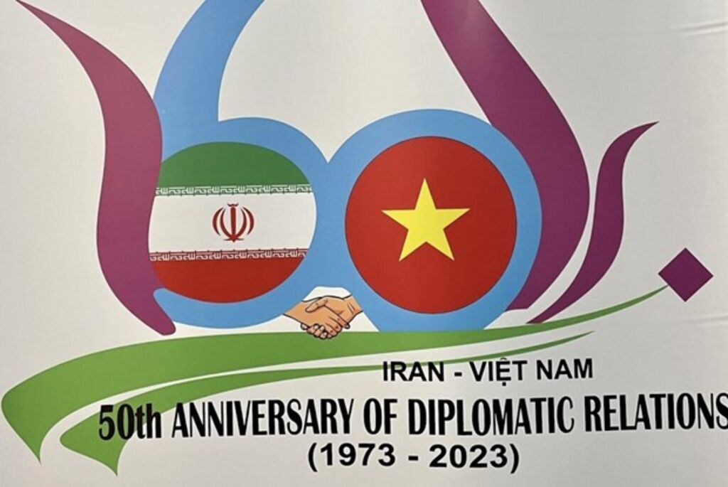 Médias francophones du Vietnam intéressés par la visite du président du parlement de ce pays en Iran