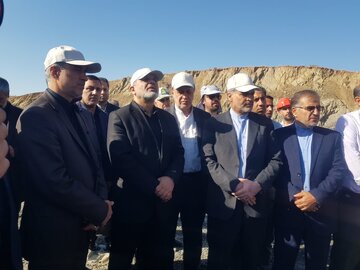 وزیر کشور از تصفیه خانه «شیخی جان» در استان همدان بازدید کرد