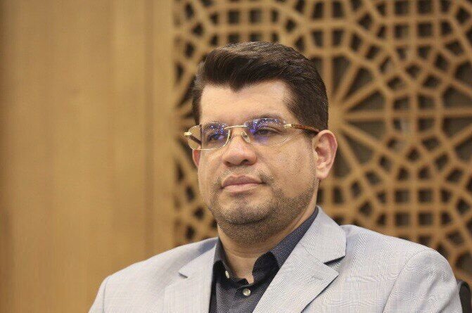 رقبای دلار به خط میشوند