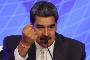 انتقاد «مادورو» از گویان برای «استعمار قانونی» ونزوئلا از طریق دیوان بین‌المللی دادگستری