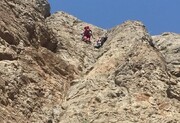 سه کوهنورد در کوه شاه بافت نجات یافتند
