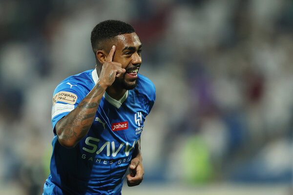 پیروزی الاتحاد با پاس گل بنزما/ برد الهلال با هتتریک مهاجم سابق بارسا