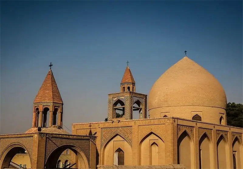 کلیسای وانک اصفهان؛ پرده‌ای از ضیافت هنر