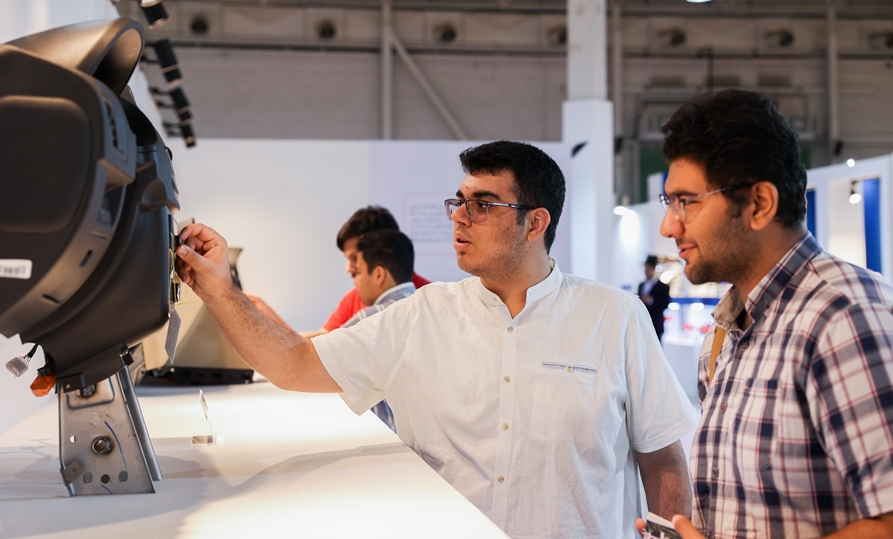 ۹ هزار همکاری موفق با متخصصان ایرانی ساکن خارج از کشور 2 رویداد دو روزه تور فناورانه حوزه خودرو پایان یافت