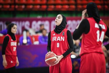 باخت بدموقع زنان بسکتبالیست ایران مقابل اندونزی/ شانس صعود به نیمه‌نهایی در بازی پنج‌شنبه