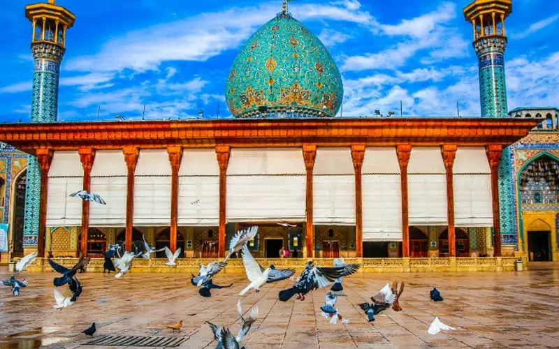 آرامگاه شاهچراغ؛ نگین زمردین شیراز