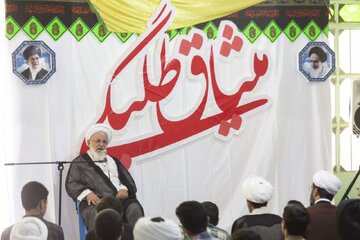 امام جمعه یزد: طلاب، مسیر انبیاء را طی می‌کنند  