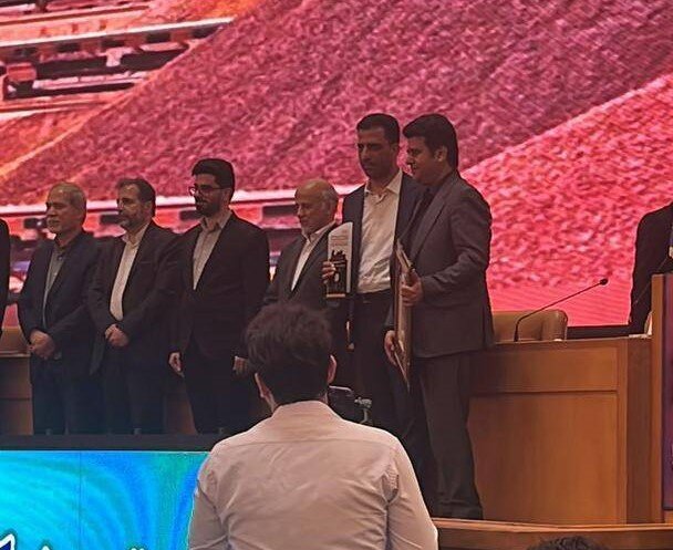 تحقق شعار سال نیازمند تقویت بخش خصوصی است 3 تحقق شعار سال نیازمند تقویت بخش خصوصی است