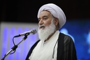 امام جمعه کرمانشاه: مجاهدت‌ ملت ایران در دفاع مقدس فراموش نشدنی است